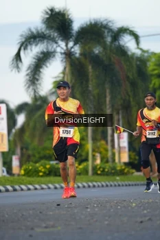 Runner Photo 2234044