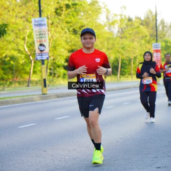 Runner Photo 2234076