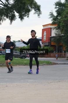 Runner Photo 2234175