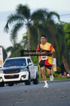 Runner Photo 2234183