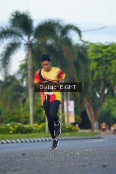 Runner Photo 2234223