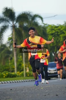 Runner Photo 2234273