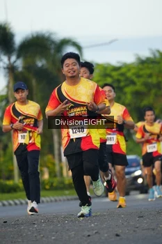 Runner Photo 2234290
