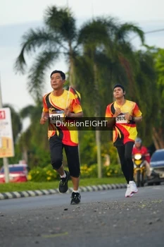 Runner Photo 2234375