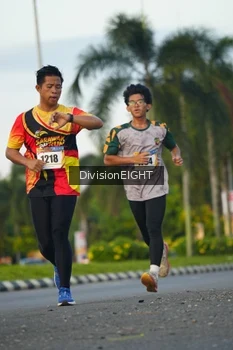 Runner Photo 2234417