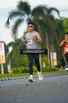 Runner Photo 2234432
