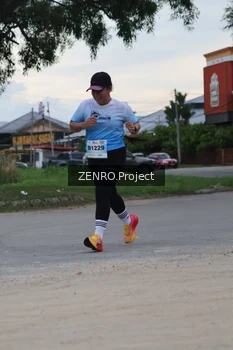 Runner Photo 2234800