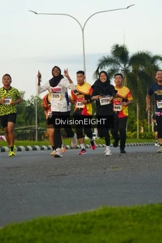 Runner Photo 2234809