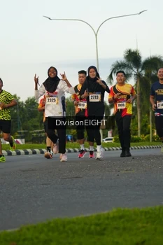 Runner Photo 2234837