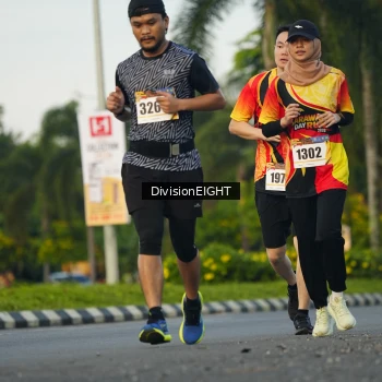 Runner Photo 2234960