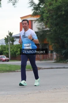Runner Photo 2235025