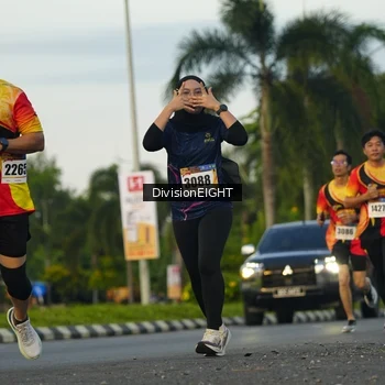 Runner Photo 2235041
