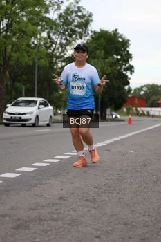 Runner Photo 2235104