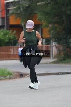 Runner Photo 2235166