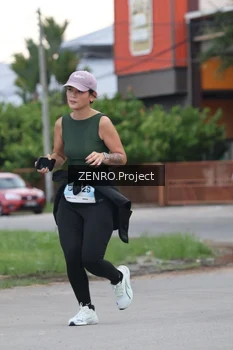 Runner Photo 2235191