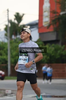 Runner Photo 2235399