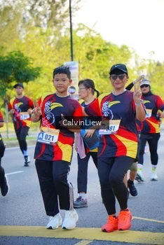 Runner Photo 2235425