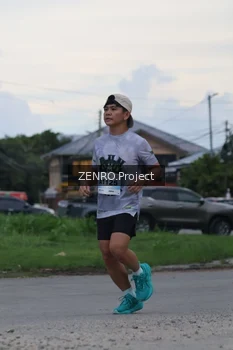 Runner Photo 2235438