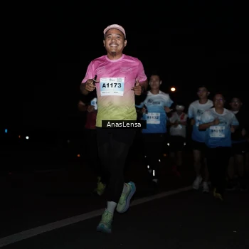 Runner Photo 2235633