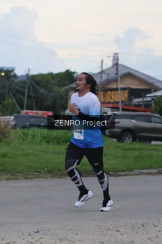 Runner Photo 2235635