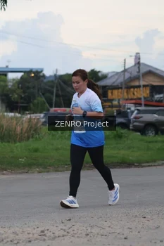 Runner Photo 2235725