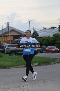 Runner Photo 2235790