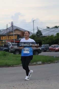 Runner Photo 2235795