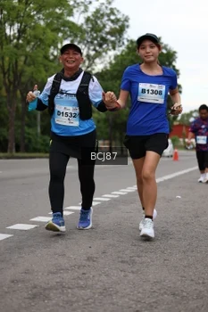 Runner Photo 2236059