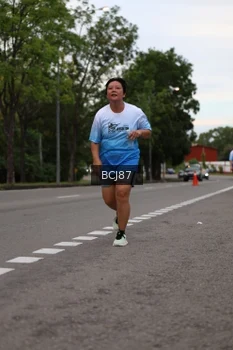 Runner Photo 2236137