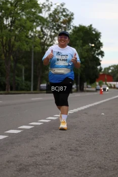 Runner Photo 2236144