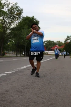 Runner Photo 2236190
