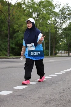 Runner Photo 2236252