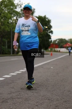 Runner Photo 2236275