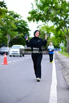 Runner Photo 2236282