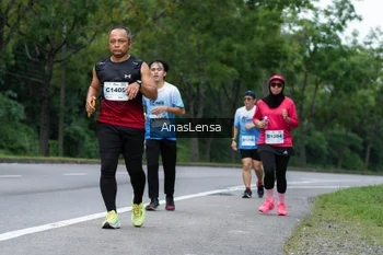 Runner Photo 2236780