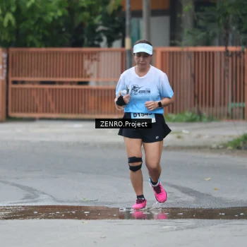 Runner Photo 2236801