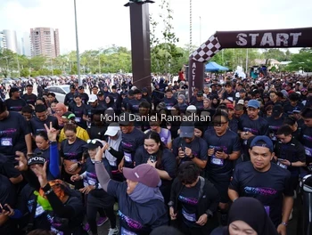 Runner Photo 2236948