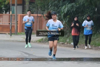 Runner Photo 2236976