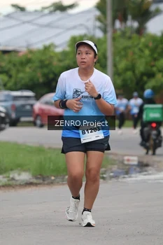 Runner Photo 2237276