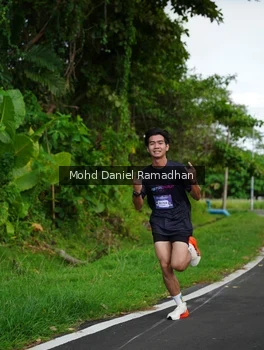 Runner Photo 2237449