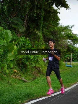 Runner Photo 2237473