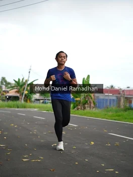Runner Photo 2237533