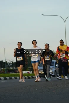 Runner Photo 2237614