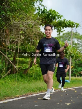 Runner Photo 2237634