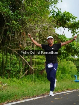 Runner Photo 2237656