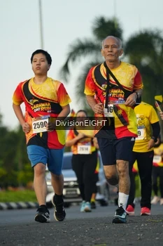 Runner Photo 2237713