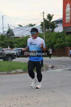 Runner Photo 2237721