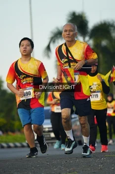 Runner Photo 2237723