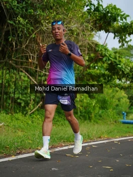 Runner Photo 2237835