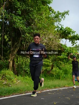 Runner Photo 2237849